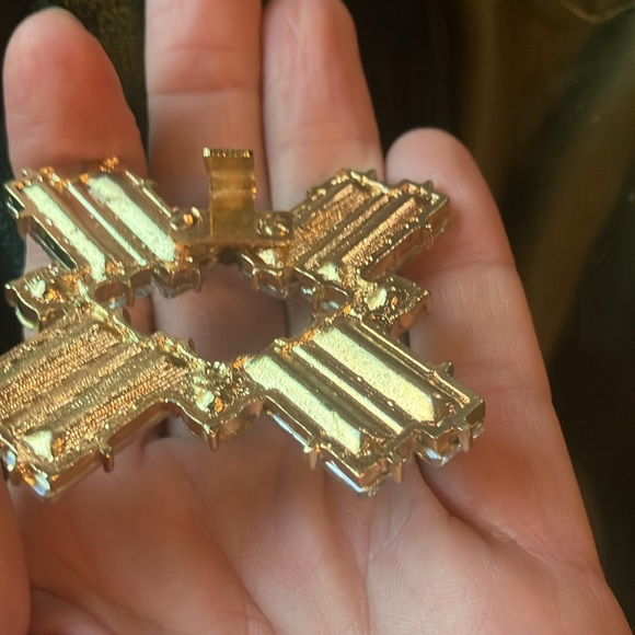 Set of 2 golden bling shoe clips with cubic zirconia. 💎✨ - Picture 4 of 9